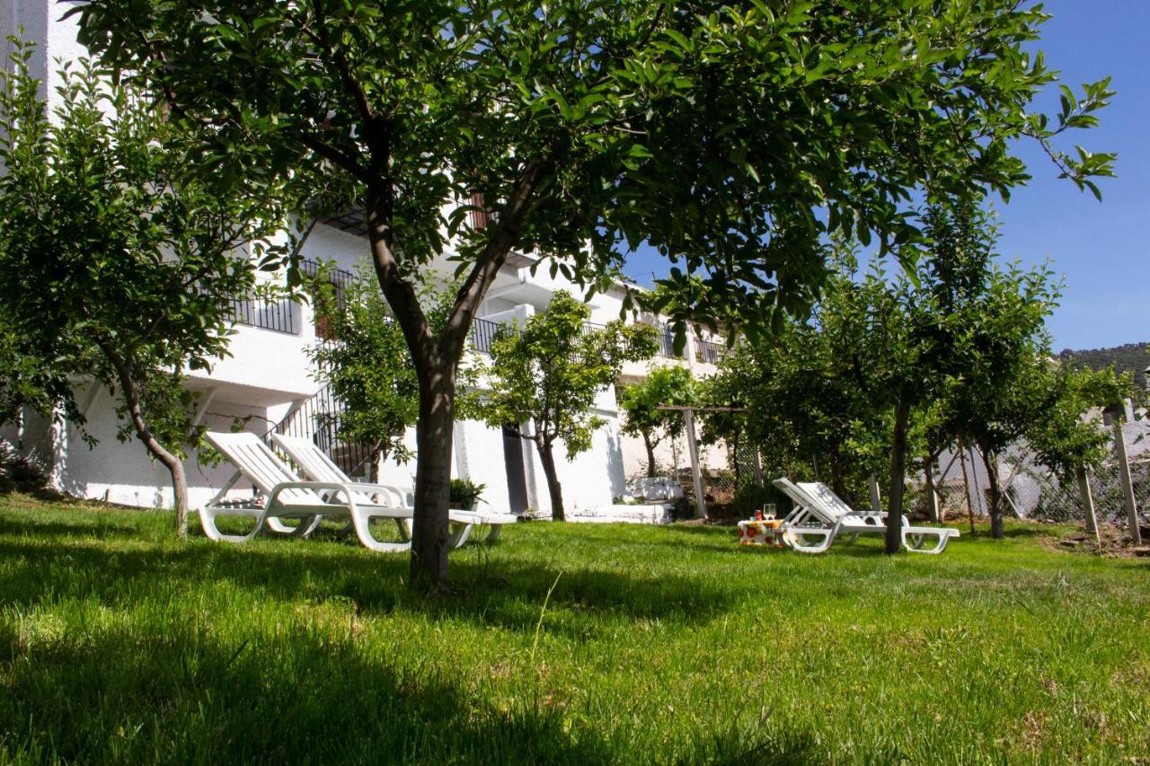 Puerta Bubion Apartamentos Luaran gambar