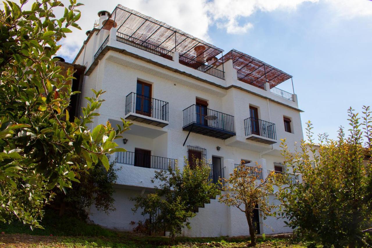 Puerta Bubion Apartamentos Luaran gambar