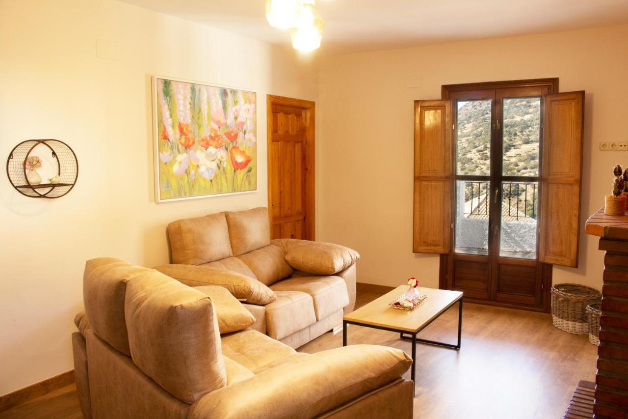 Puerta Bubion Apartamentos Luaran gambar